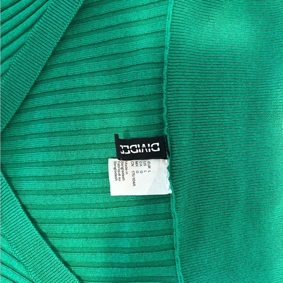 Divided Emerald Ribbed Knit Top - Picture 4 of 4